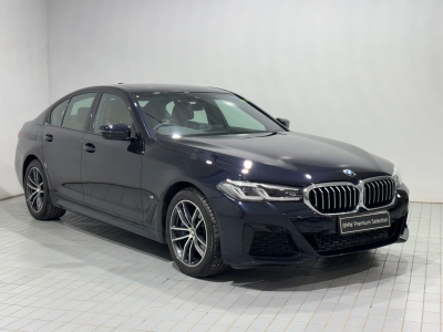 BMW 5 Series  (2022)