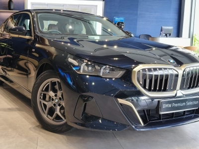 BMW 5 Series  (2024)