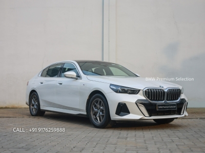 BMW 5 Series  (2024)