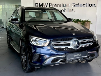 Mercedes Benz GLC  (2022)