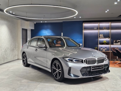 BMW 3 Series  (2025)