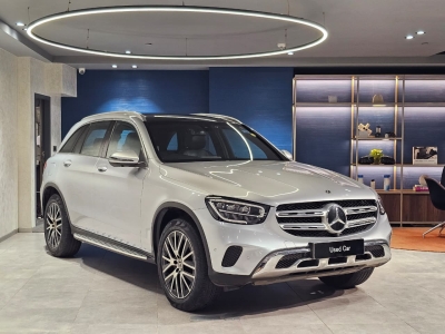 Mercedes Benz GLC  (2021)