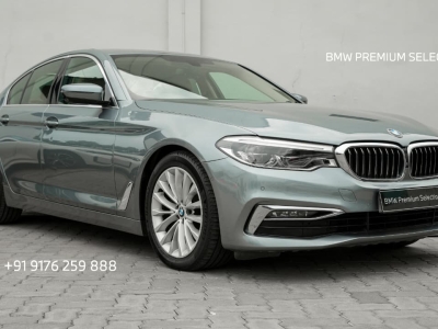 BMW 5 Series  (2020)