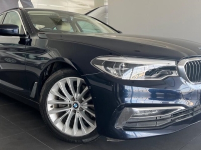BMW 5 Series  (2018)