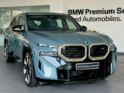 BMW XM  (2023)