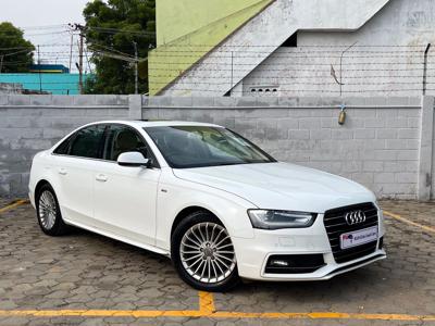 Audi A4  (2016)