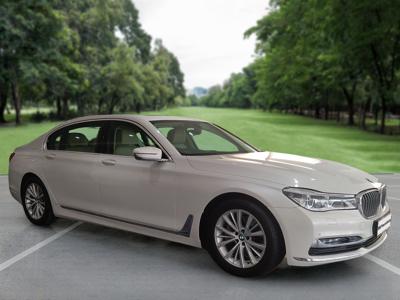 BMW 7 Series  (2018)