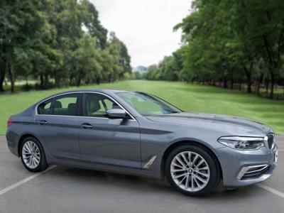 BMW 5 Series  (2020)
