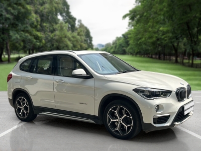 BMW X1  (2016) BMW X1  (2016)