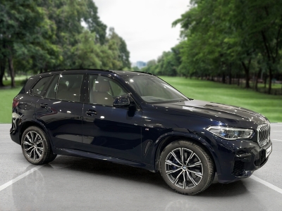 BMW X5  (2022)