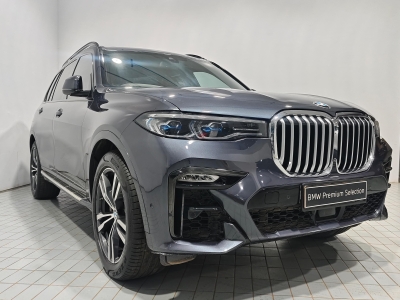 BMW X7  (2020)