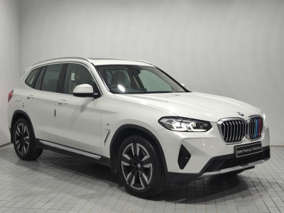 BMW X3  (2022)