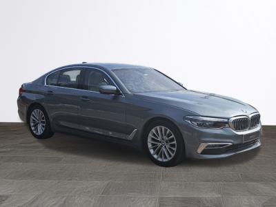 BMW 5 Series  (2020)