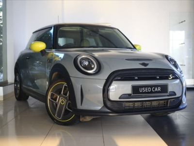 MINI Cooper  (2022)