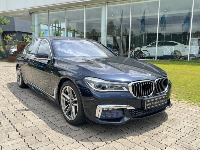 BMW 7 Series  (2016)