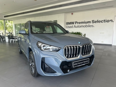 BMW X1  (2023) BMW X1  (2023)
