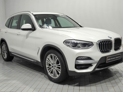 BMW X3  (2021)