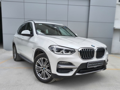 BMW X3  (2021)