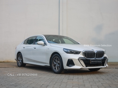 BMW 5 Series  (2024)