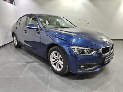 BMW 3 Series  (2018)