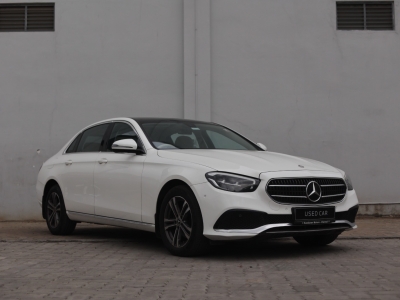 Mercedes Benz E Class  (2022)