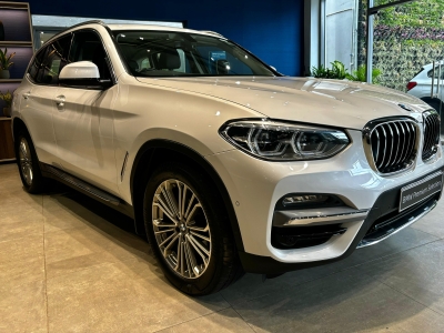 BMW X3  (2021)