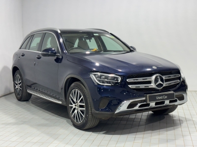 Mercedes Benz GLC  (2021)