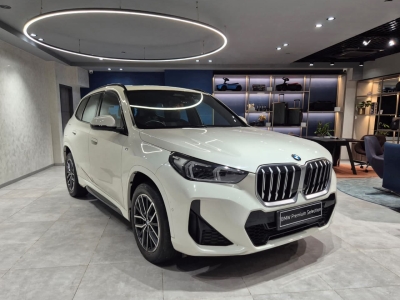 BMW X1  (2023)