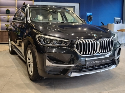 BMW X1  (2021)