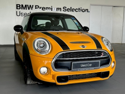 MINI Cooper  (2016)