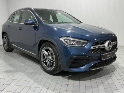 Mercedes Benz GLA  (2022)