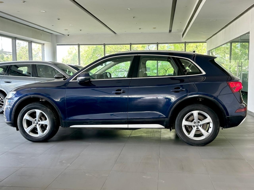 Audi Q5 45 TFSI Technology