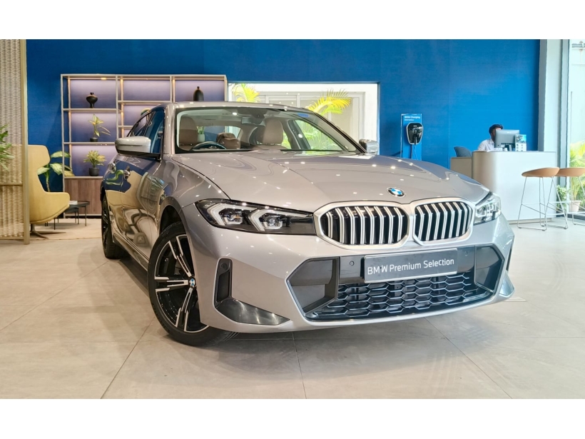 BMW 3 Series Gran Limousine 330Li M Sport