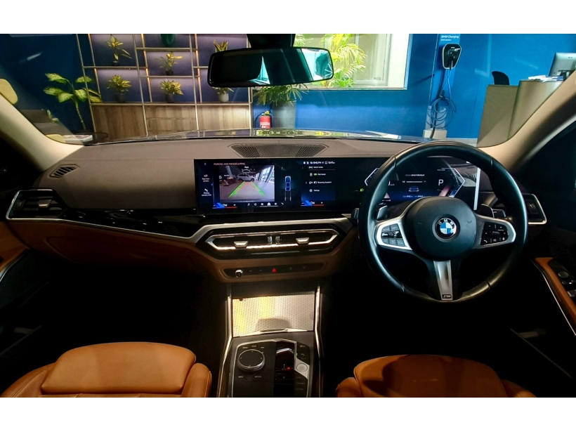 BMW 3 Series Gran Limousine 330Li M Sport