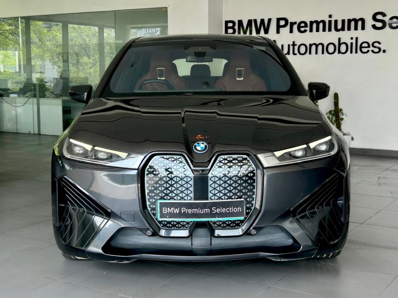 BMW iX xDrive40