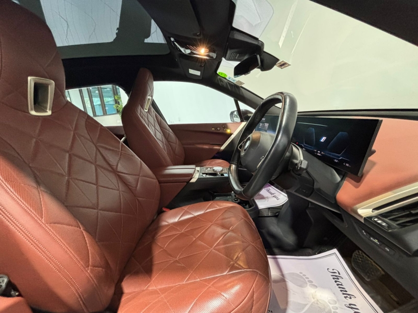 BMW iX xDrive40