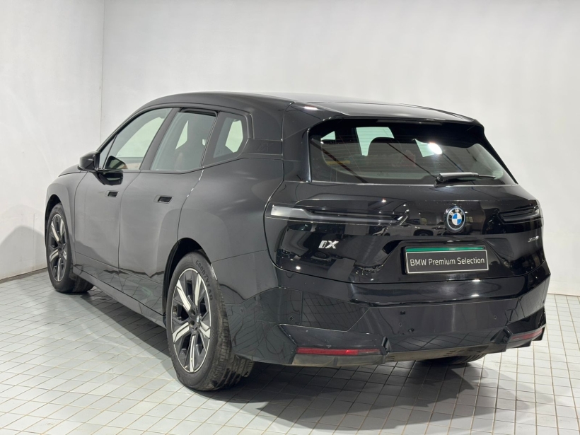 BMW iX xDrive40