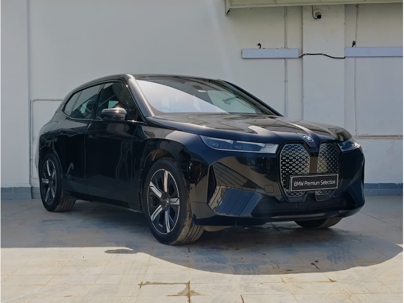 BMW iX xDrive40