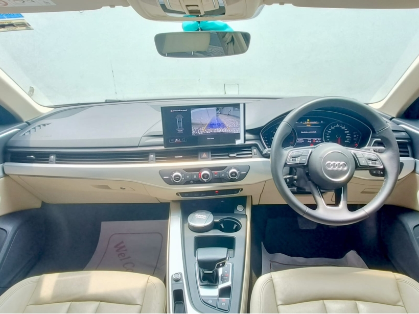 Audi A4 Premium 40 TFSI