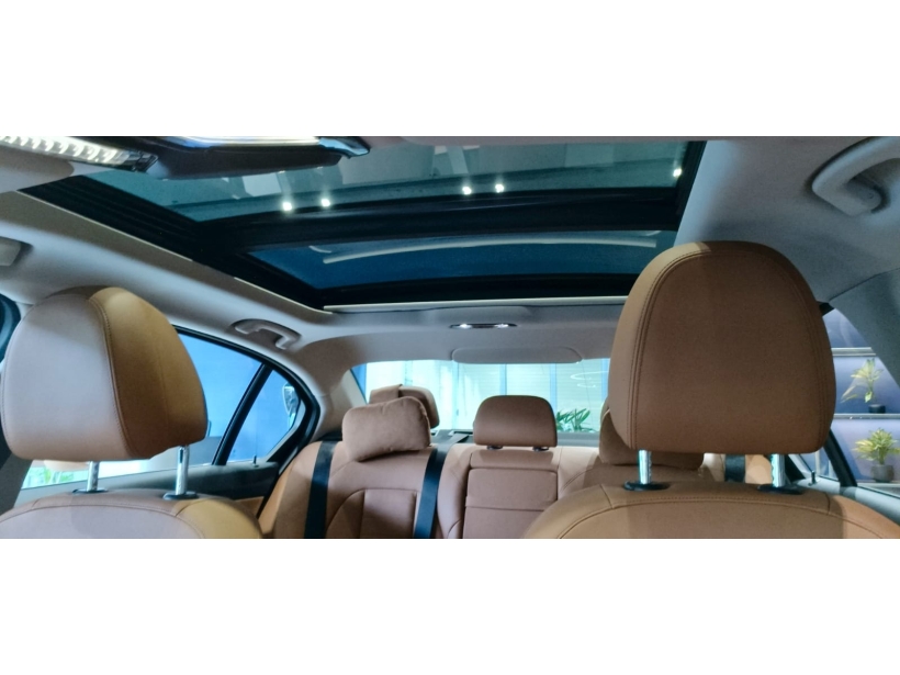 BMW 3 Series Gran Limousine 330Li M Sport