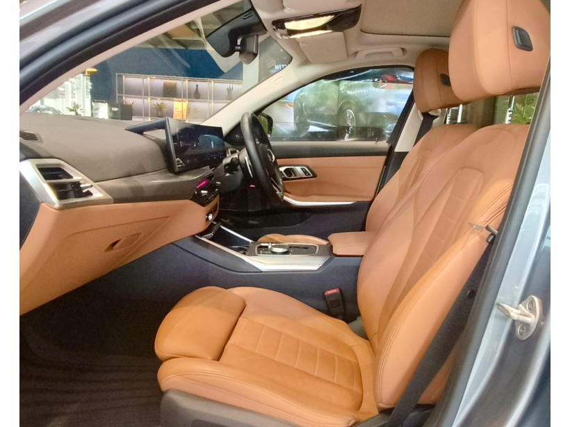 BMW 3 Series Gran Limousine 330Li M Sport
