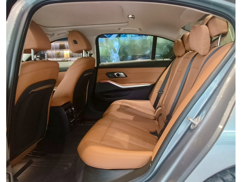 BMW 3 Series Gran Limousine 330Li M Sport