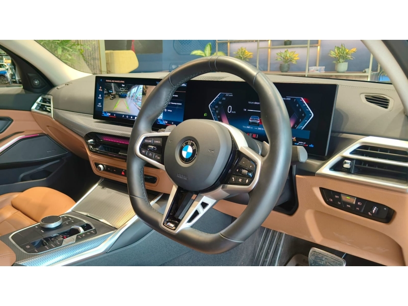 BMW 3 Series Gran Limousine 330Li M Sport
