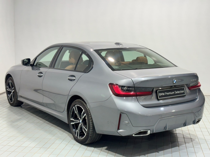 BMW 3 Series Gran Limousine 330Li M Sport First Edition