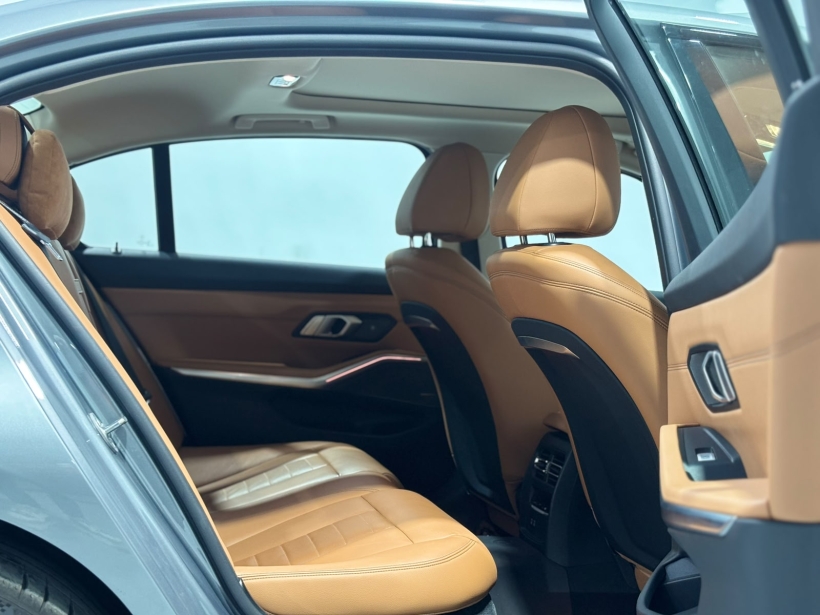 BMW 3 Series Gran Limousine 330Li M Sport First Edition