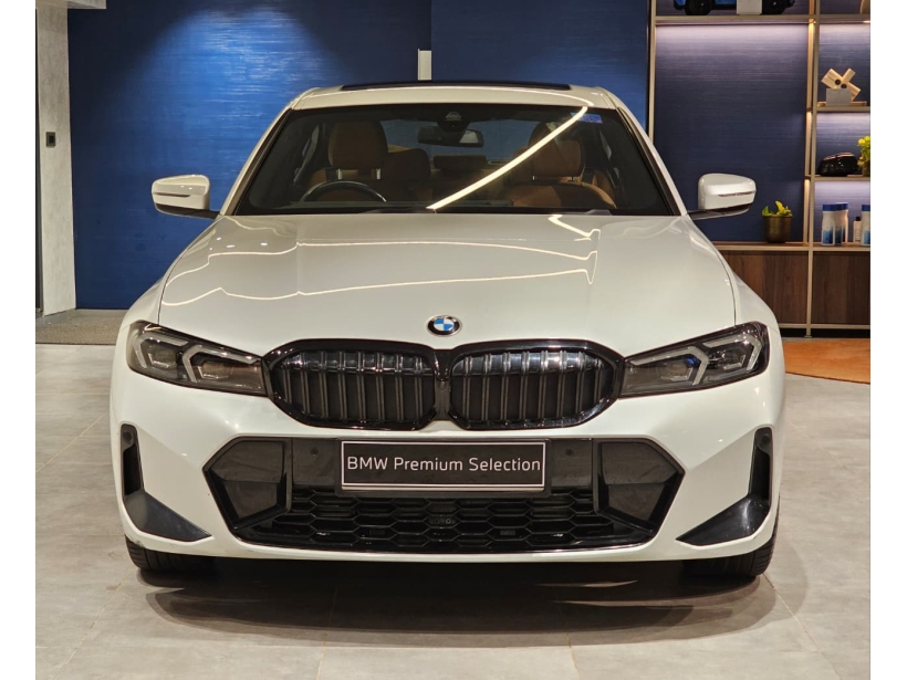 BMW 3 Series Gran Limousine 330Li M Sport