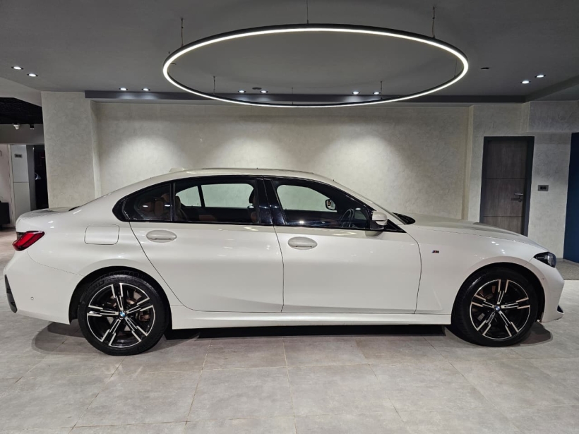 BMW 3 Series Gran Limousine 330Li M Sport