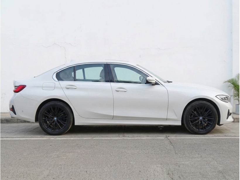 BMW 3 Series Gran Limousine 320Ld Luxury Line