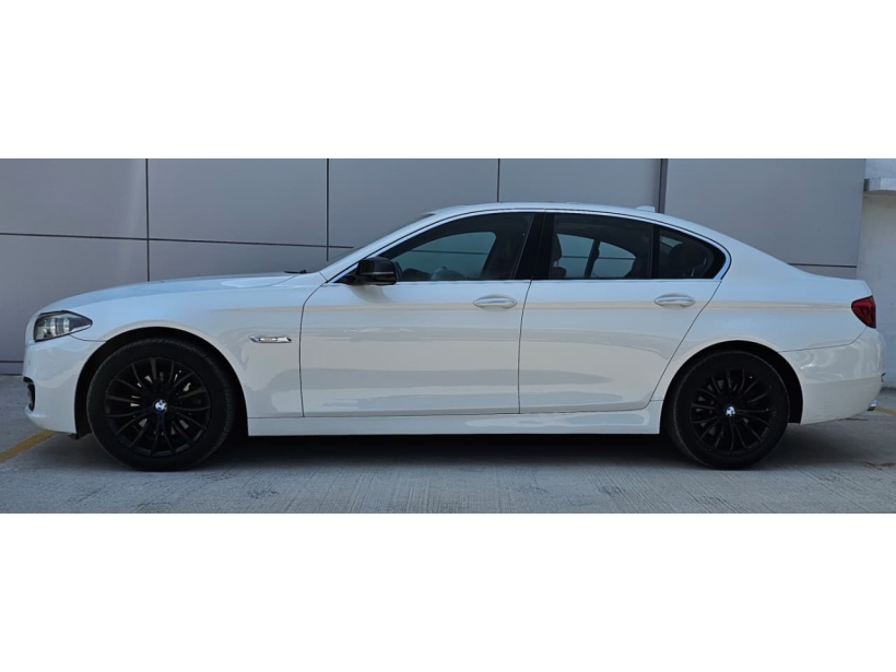 BMW 5 Series 520d Luxury Line