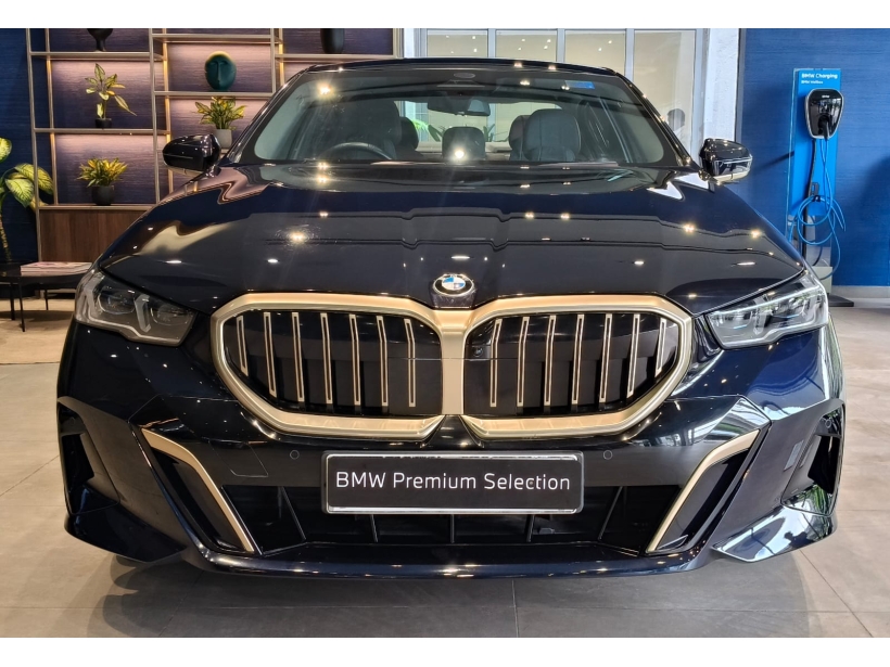 BMW 5 Series 530Li LWB